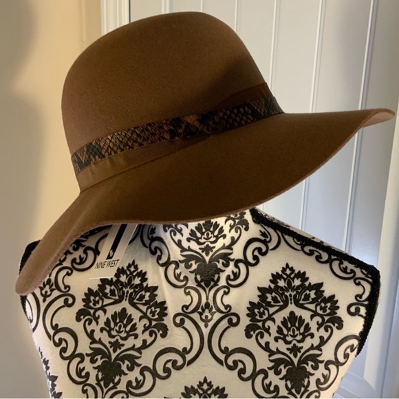 NWT Nine West Hat Chocolate Brown OS New With Tags